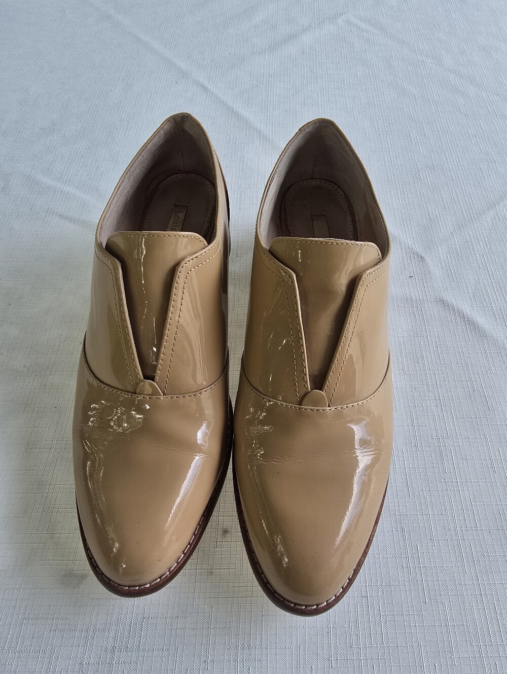 Louis Et Cie Patent Nude Slip-On Loafers